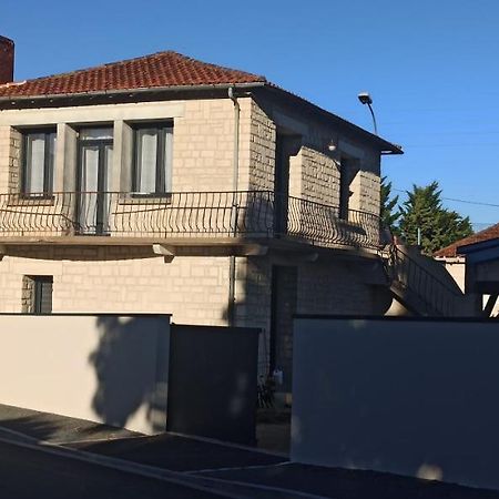 Biard Maison Proche Centre Ville מראה חיצוני תמונה