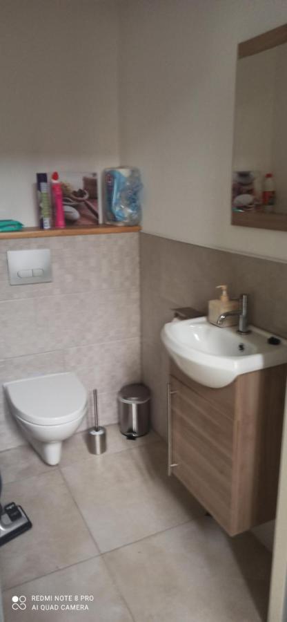 Biard Maison Proche Centre Ville מראה חיצוני תמונה