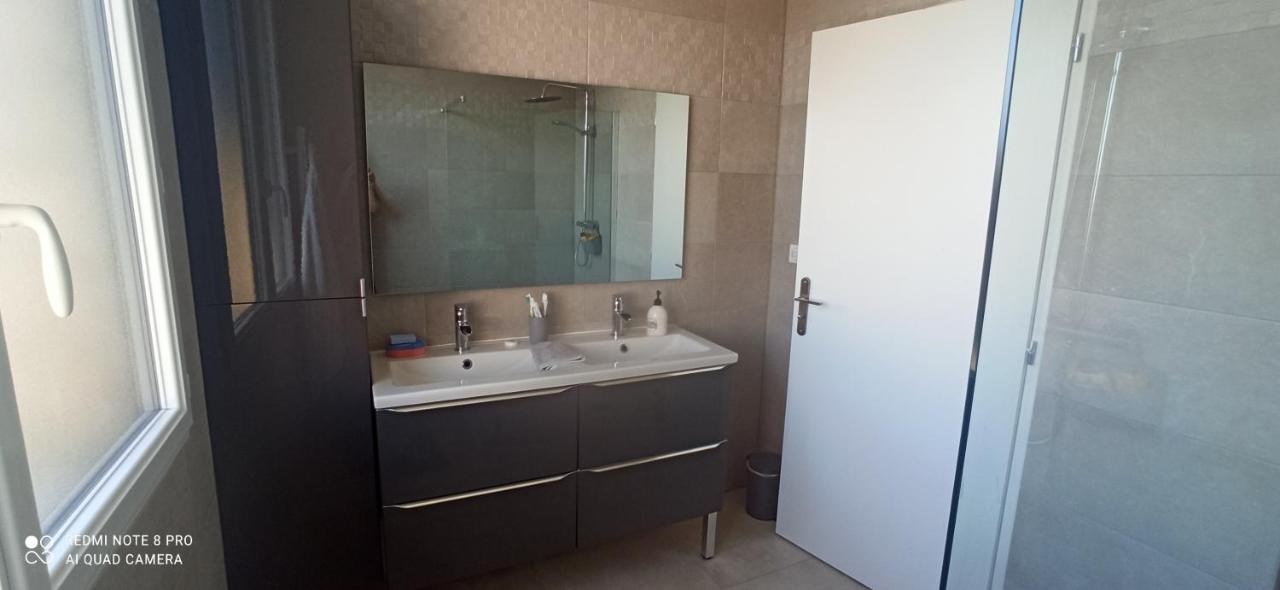 Biard Maison Proche Centre Ville מראה חיצוני תמונה